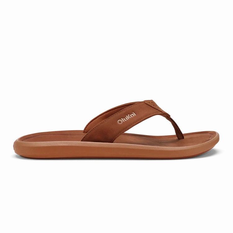OLUKAI PILI MEN'S Olukai leather slip-ons with island style