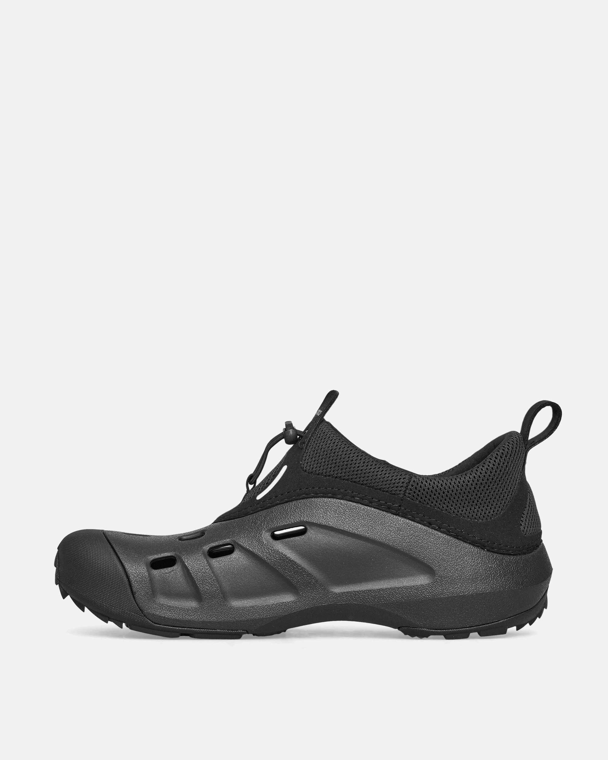 Quick Trail Low Clogs Black Foam Comfort Clogs