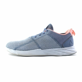 REEBOK ASTRORIDE STRIKE Reebok versatile sport footwear