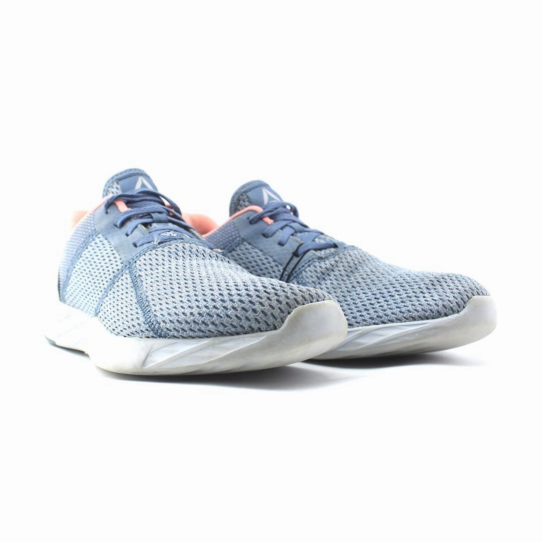 REEBOK ASTRORIDE STRIKE Reebok athletic footwear visuals
