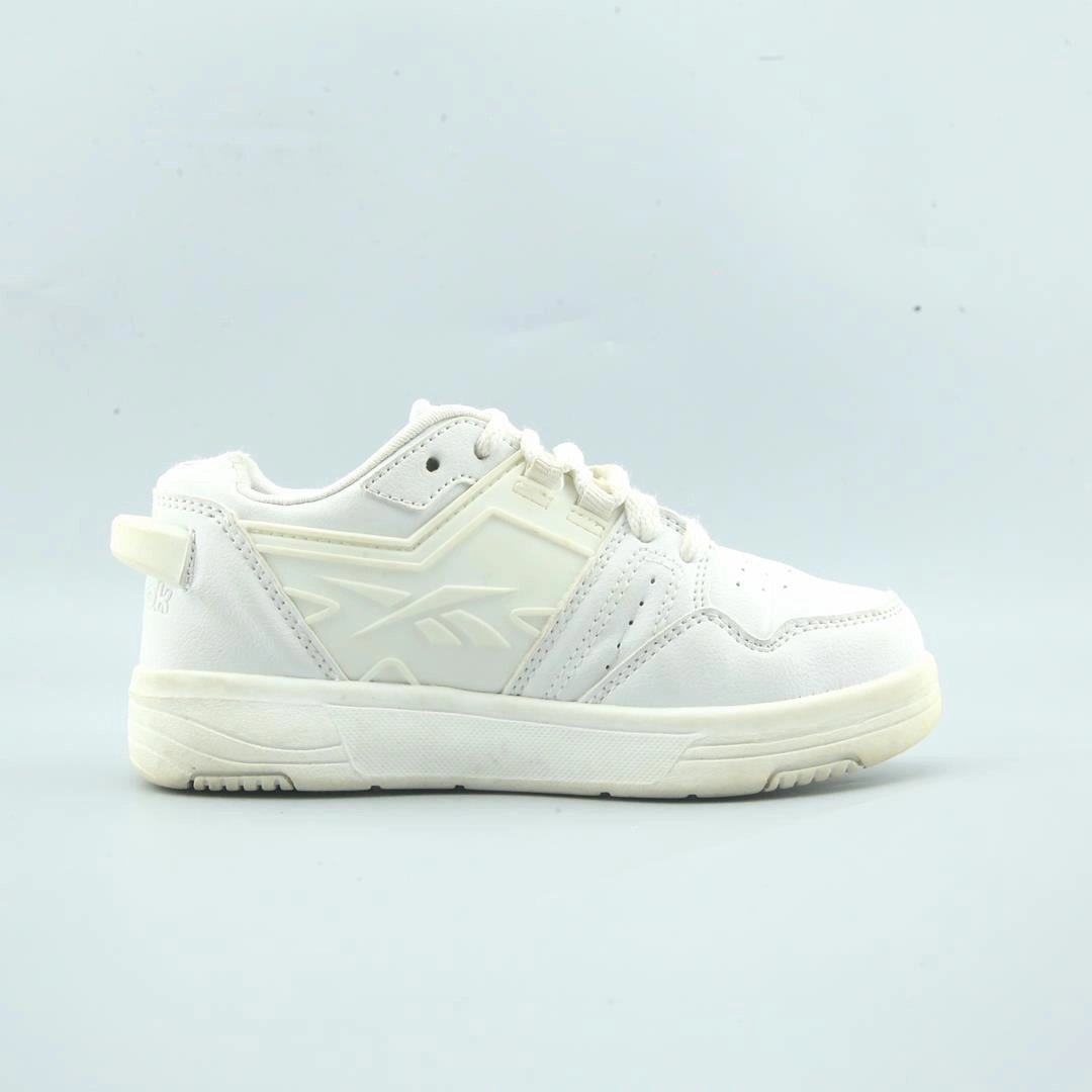 REEBOK CLASSIC LEATHER Reebok classic shoe shots