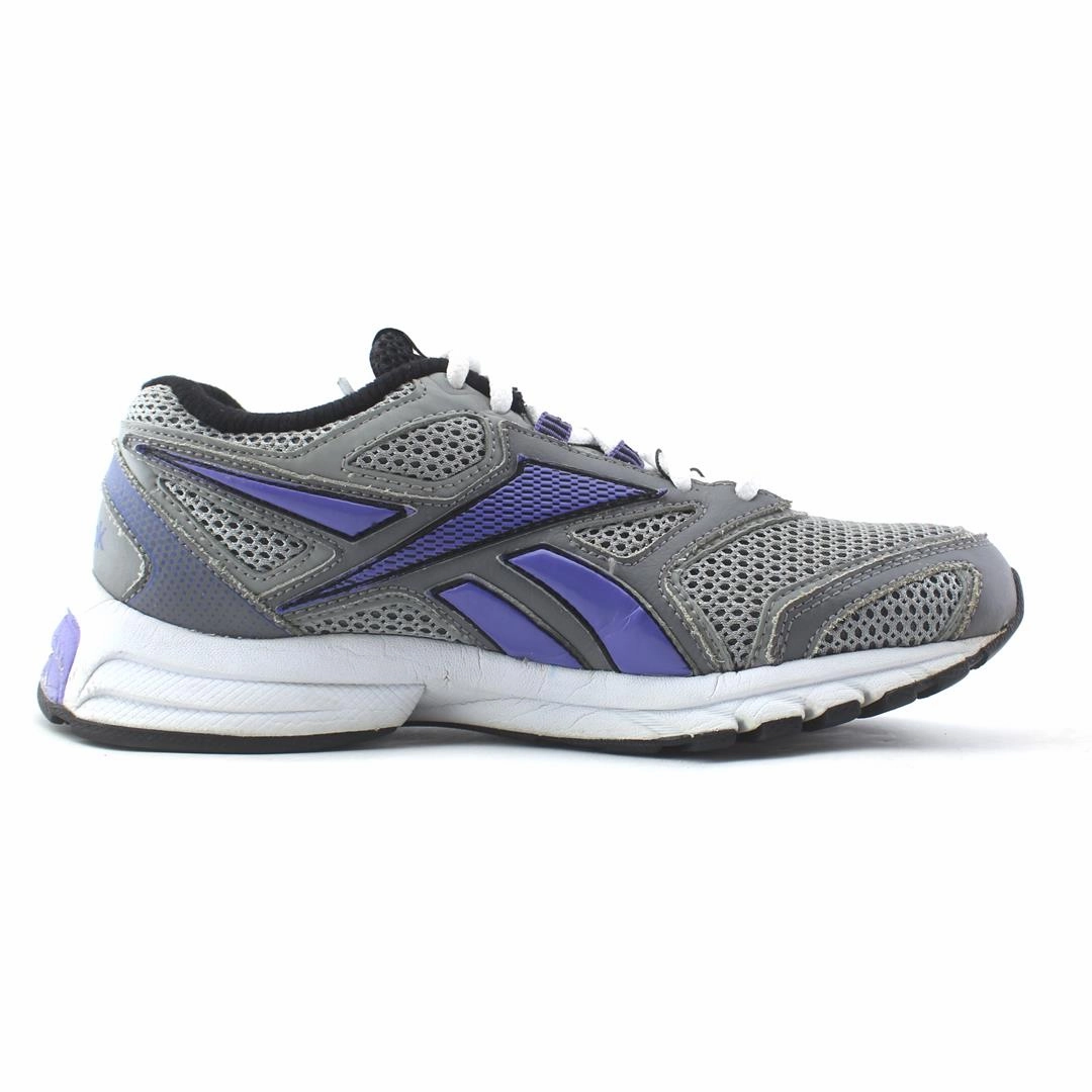 REEBOK LACE UP TRAINER Reebok athletic footwear visuals