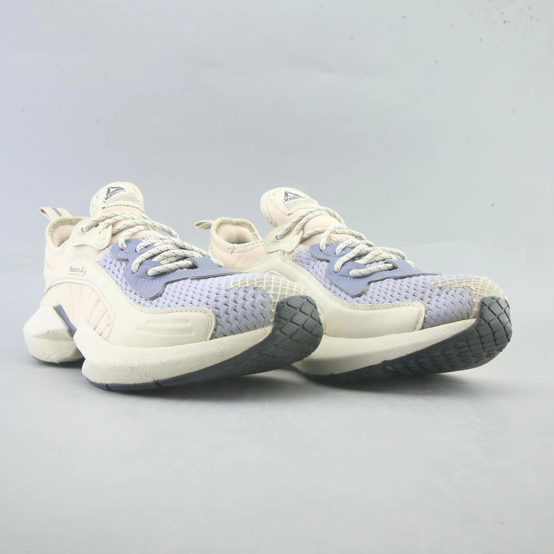 REEBOK SOLE FURY 00 Reebok athletic footwear visuals