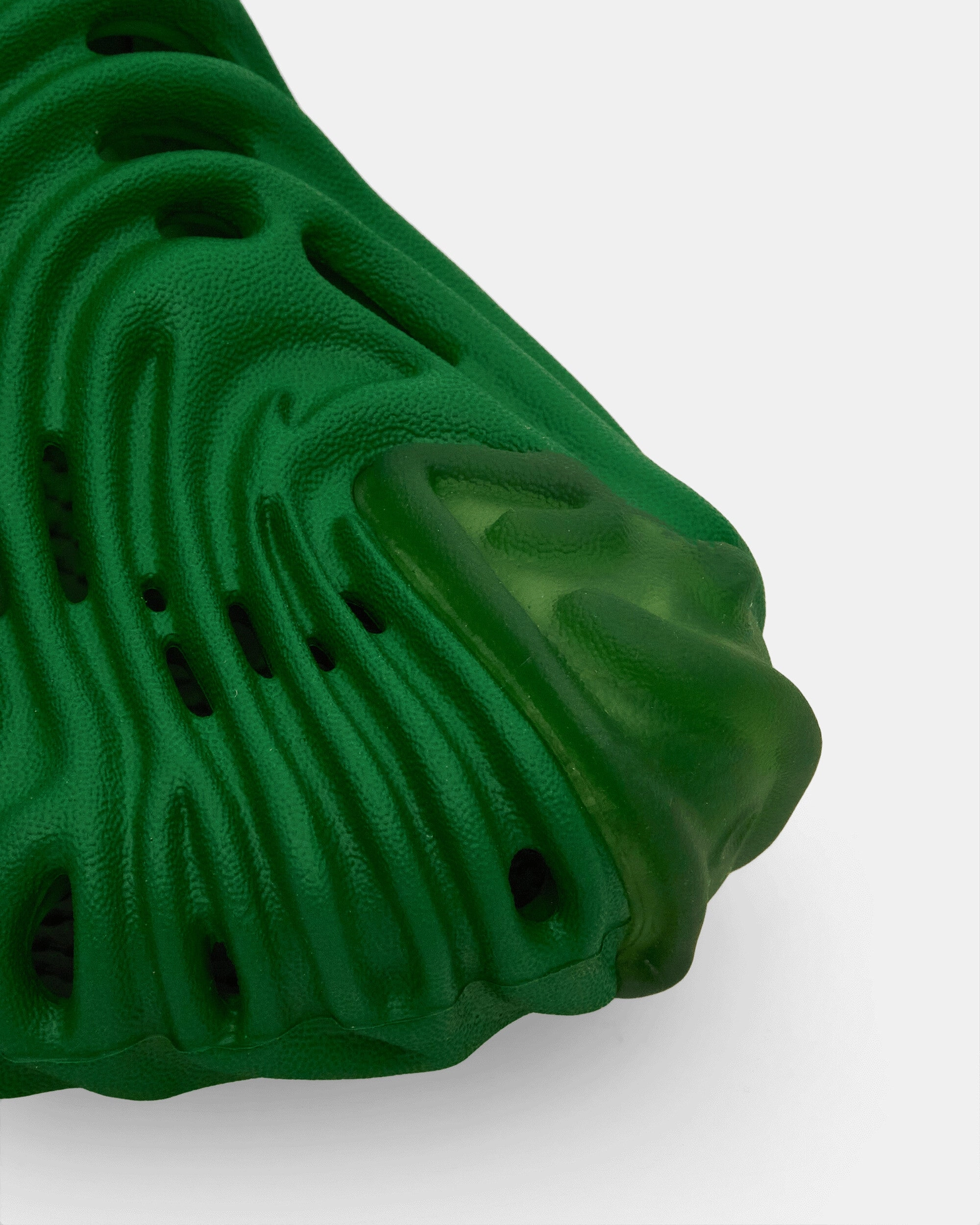 Salehe Bembury Kid Pollex Clogs Kelly Green Foam Comfort Clogs