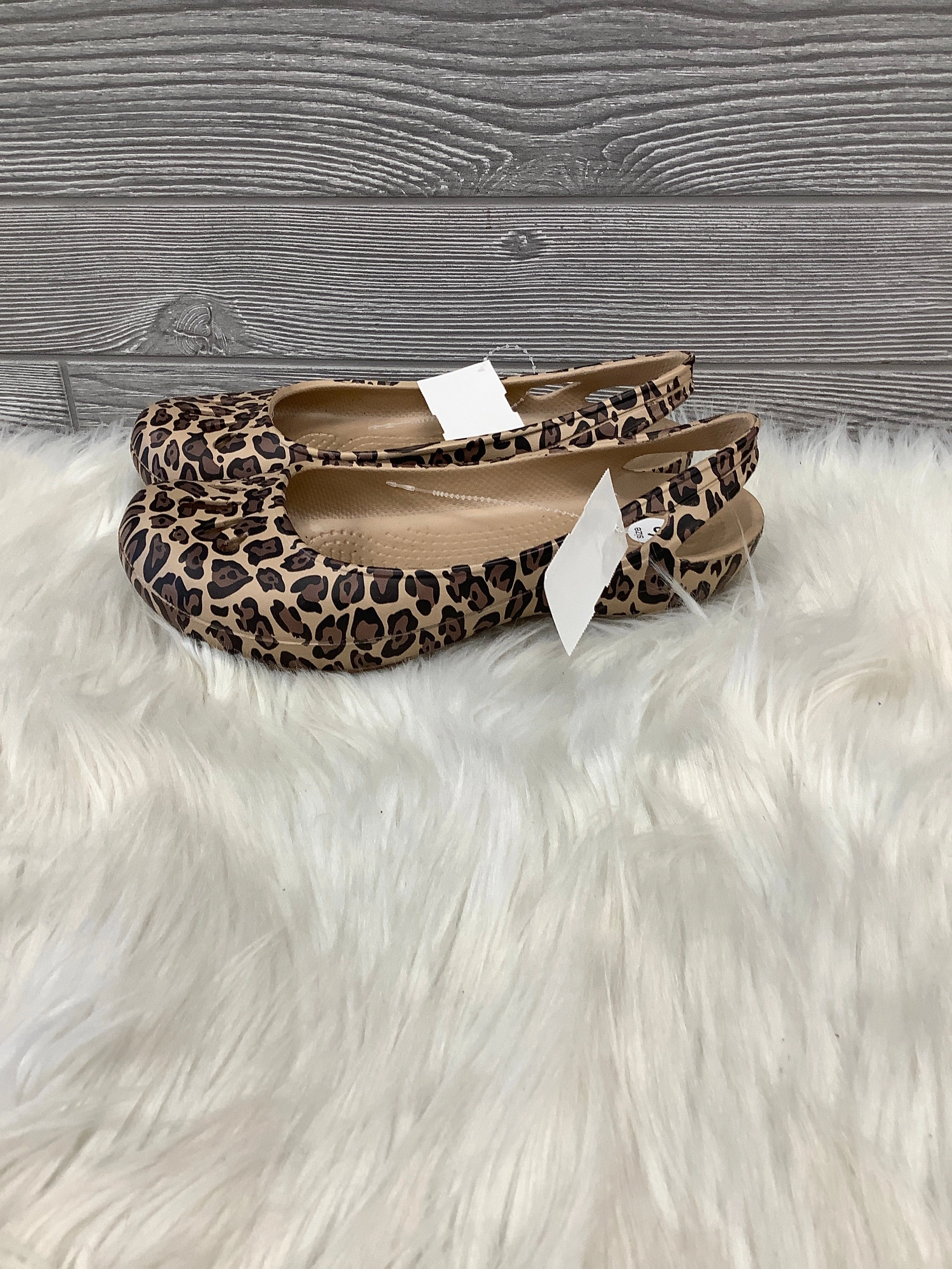 Sandals Flats By Crocs In Animal Print, Size: 6 Lightweight Clogs