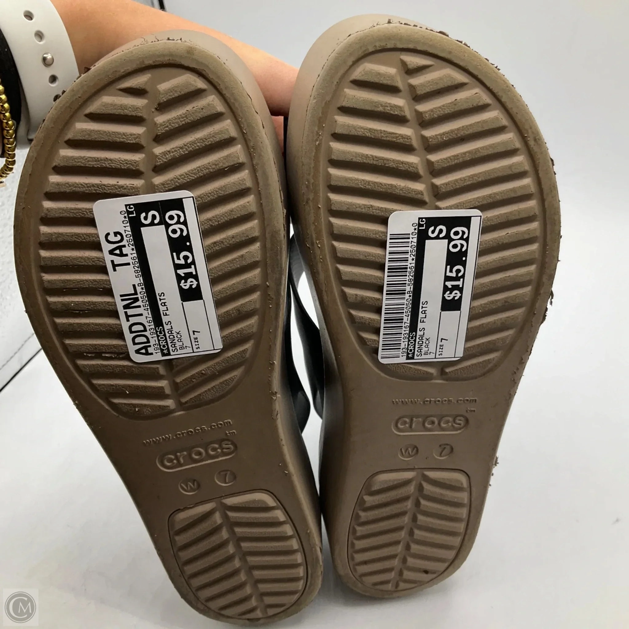 Sandals Flats By Crocs In Black, Size: 7 Lightweight Clogs