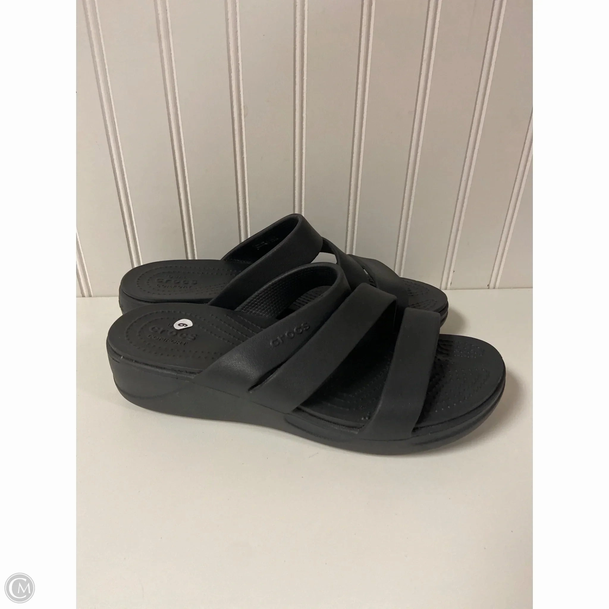 Sandals Flats By Crocs In Black, Size: 9 Lightweight Clogs