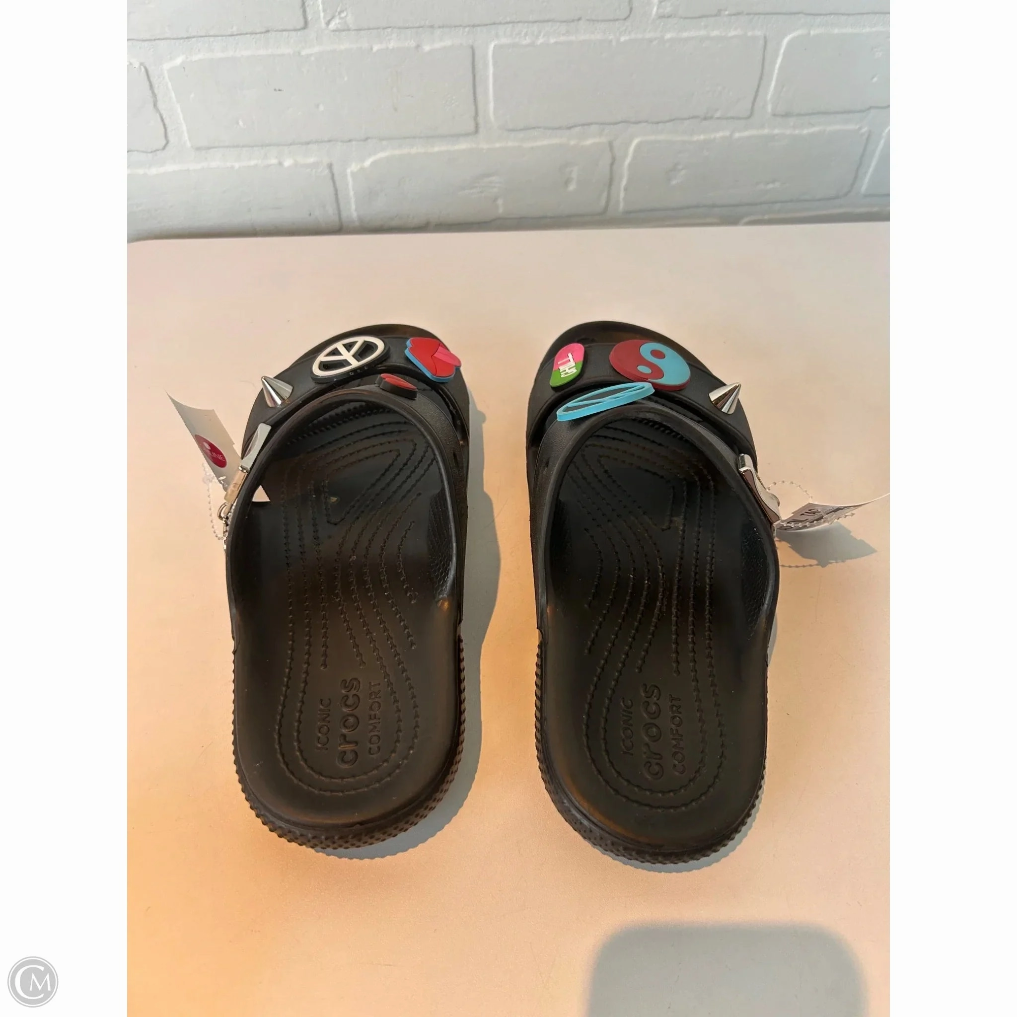 Sandals Flats By Crocs In Black, Size: 9 Lightweight Clogs