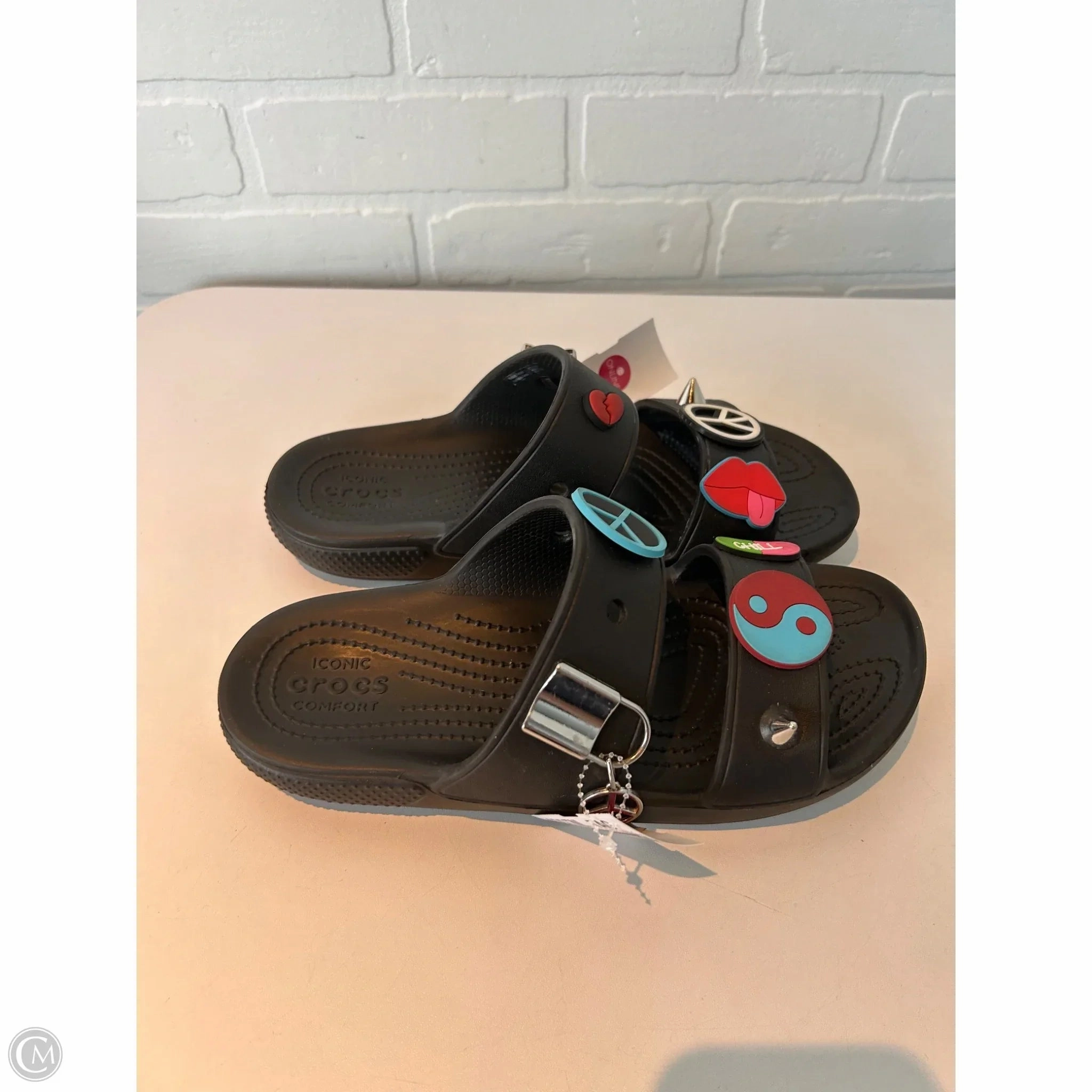 Sandals Flats By Crocs In Black, Size: 9 Lightweight Clogs