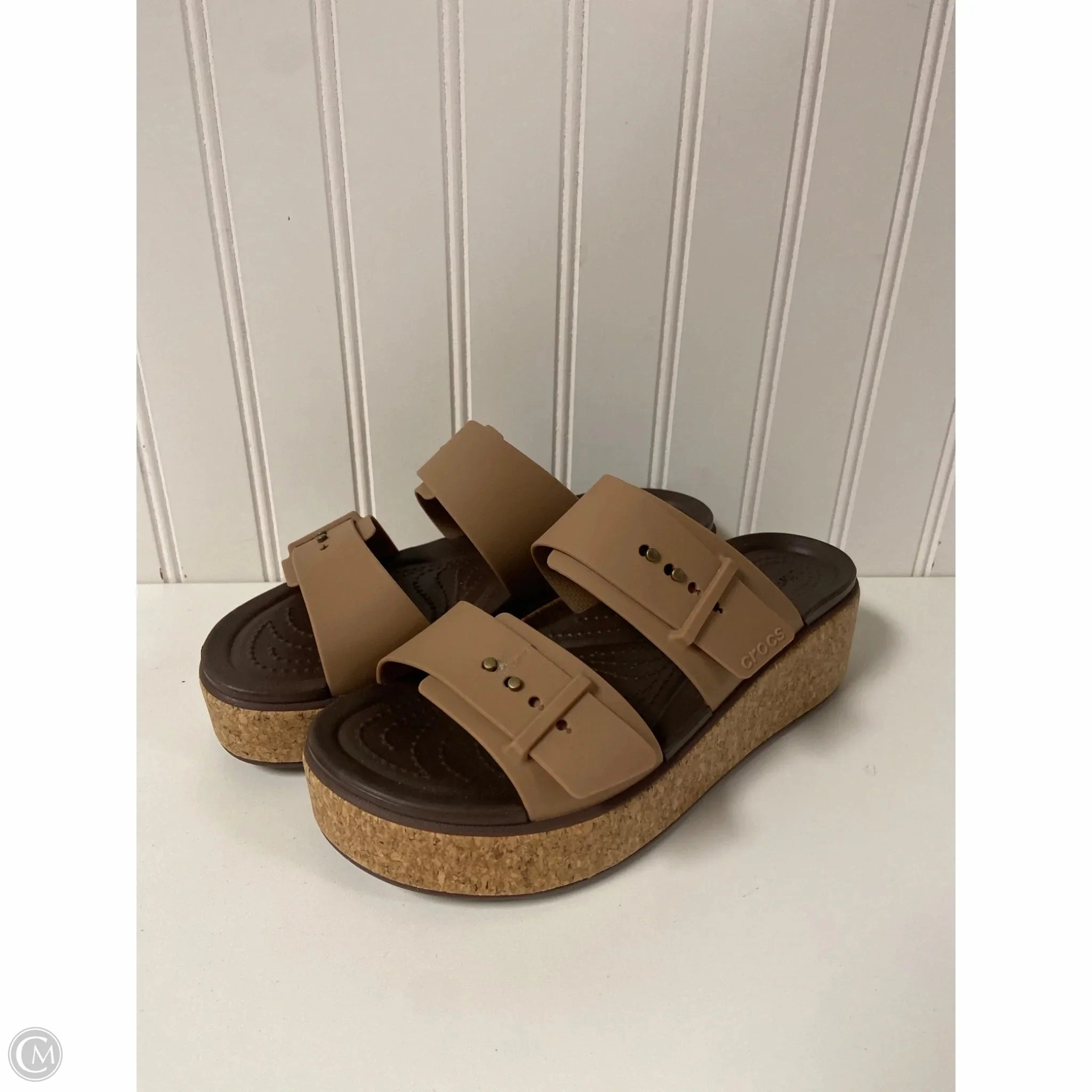 Sandals Flats By Crocs In Brown, Size: 7 Crocs clogs with lightweight comfort