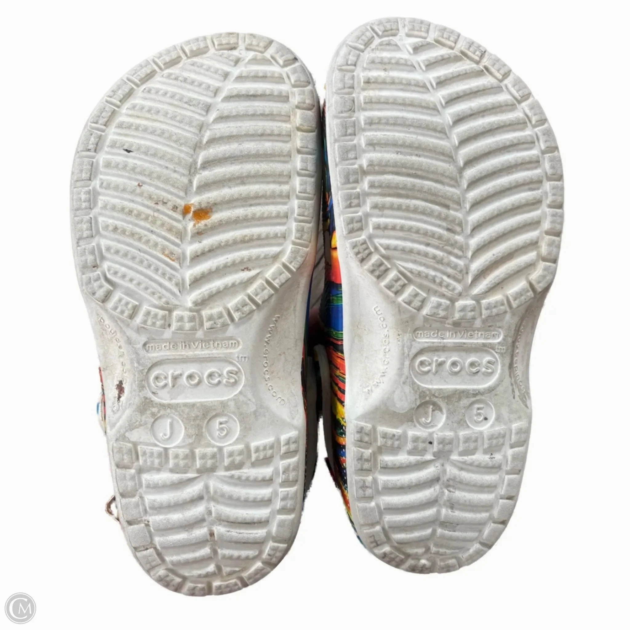 Sandals Flats By Crocs In Multi-colored, Size: 7 Lightweight Clogs