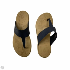 Sandals Flats By Crocs In Navy, Size: 5 Crocs clogs with lightweight comfort