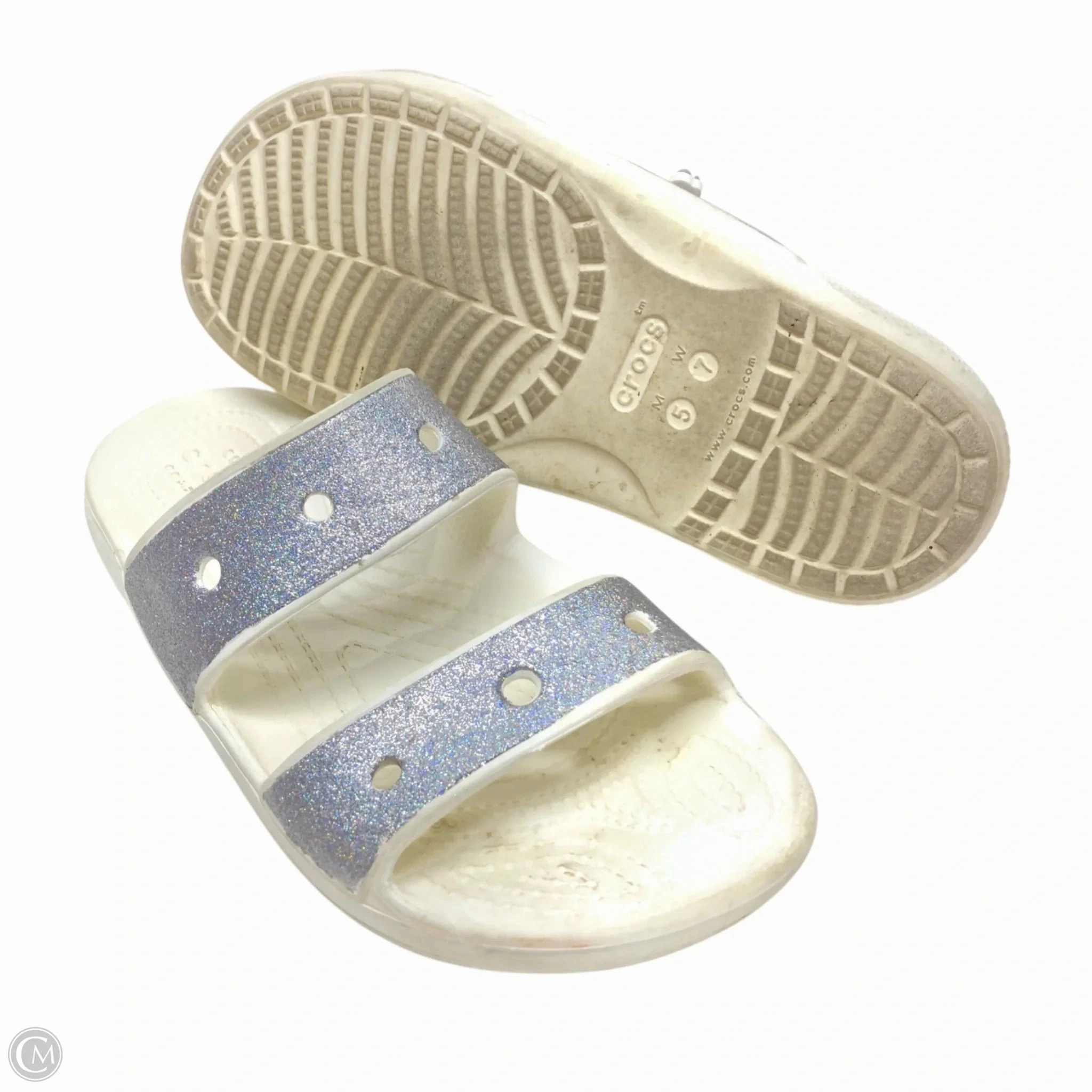 Sandals Flats By Crocs In Silver & White, Size: 7 Lightweight Clogs