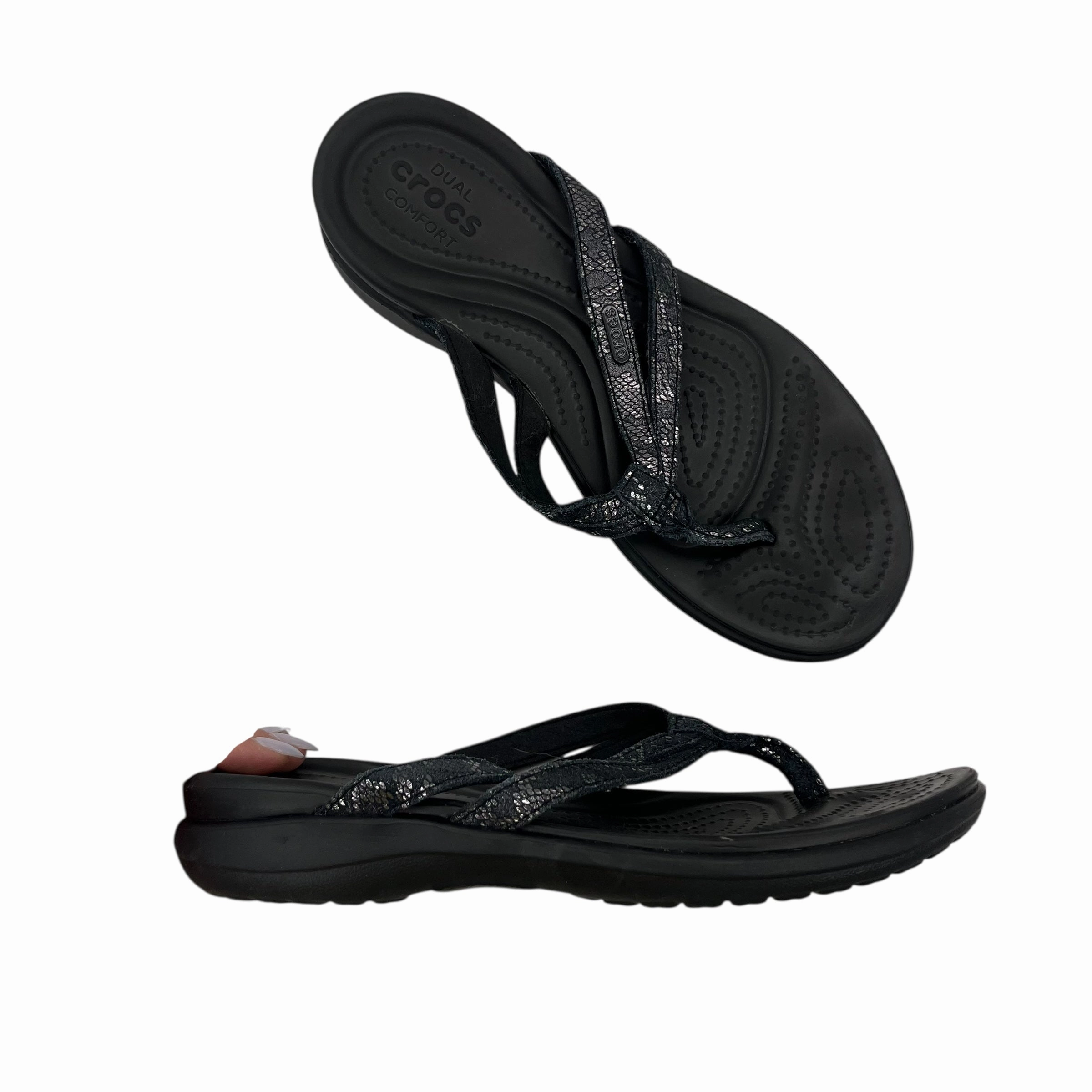 Sandals Flip Flops By Crocs In Black, Size:7 Lightweight Clogs
