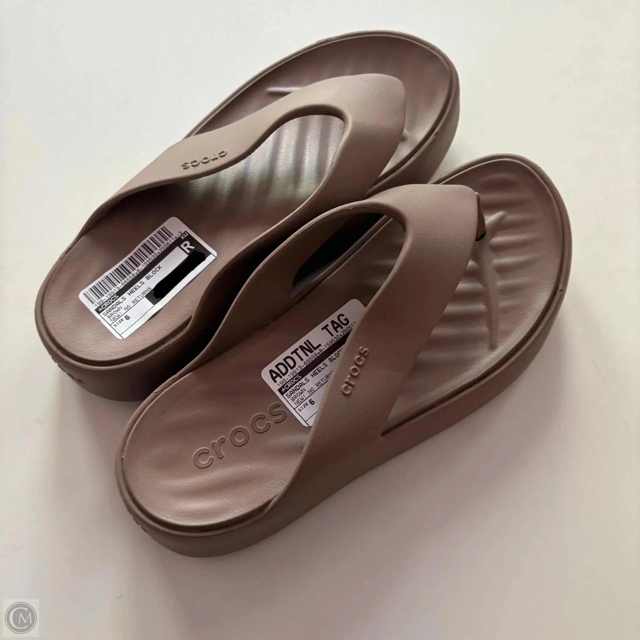 Sandals Heels Block By Crocs In Brown, Size: 6 Lightweight Clogs