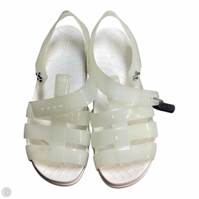 Sandals Heels Platform By Crocs In White, Size: 9 Crocs clogs with lightweight comfort