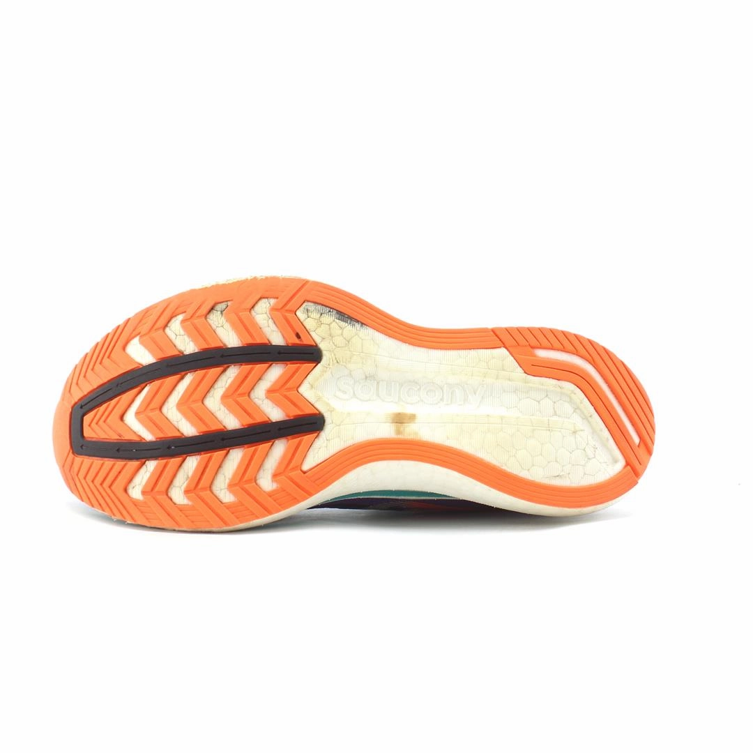 SAUCONY ENDORPHHIN SPEED 2 Saucony casual footwear looks