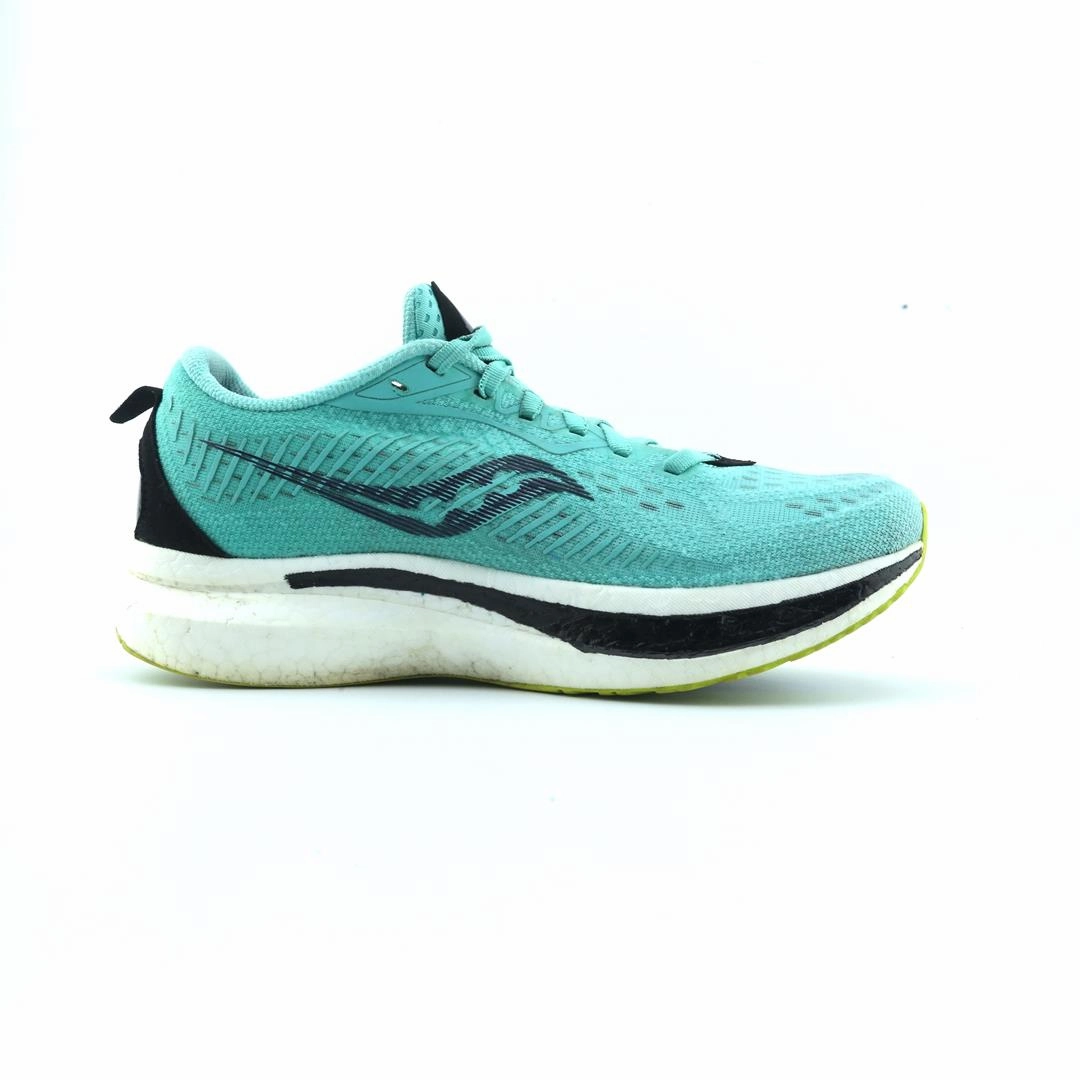 SAUCONY ENDORPHIN SPEED 2 Saucony running shoe close-ups