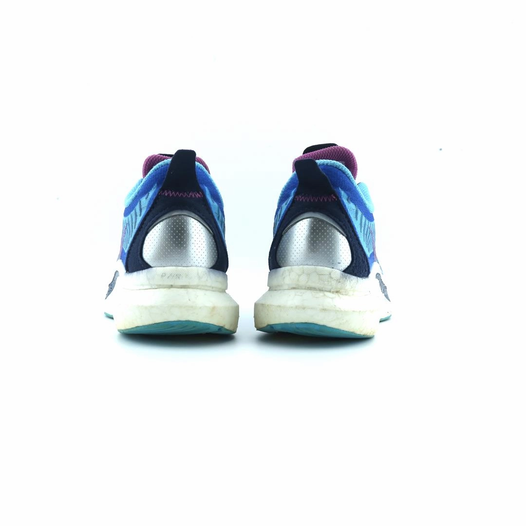 SAUCONY ENDORPHIN SPEED 2 Saucony running shoe close-ups