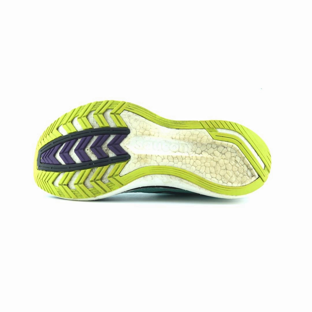 SAUCONY ENDORPHIN SPEED 2 Saucony running shoe close-ups