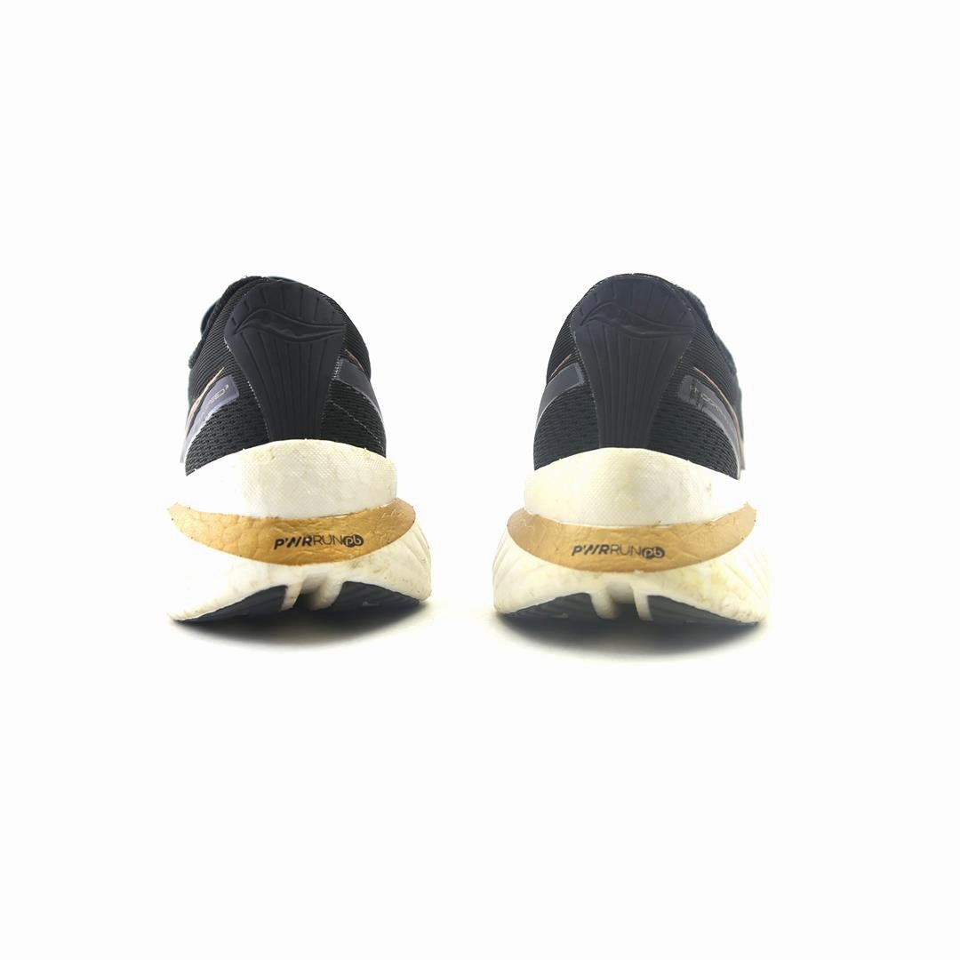 SAUCONY ENDORPHIN SPEED 3 Saucony casual footwear looks