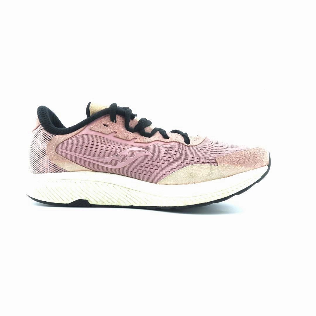 SAUCONY FREEDOM 4 Saucony running shoe close-ups