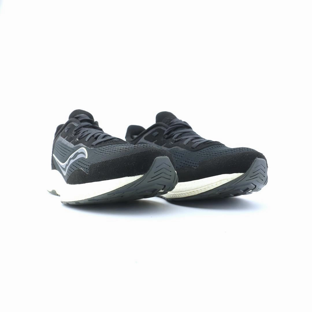 SAUCONY FREEDOM 5 Saucony running shoe close-ups