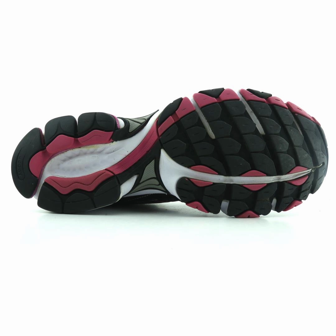 SAUCONY GRID STRATOS 5 Saucony sport shoe imagery