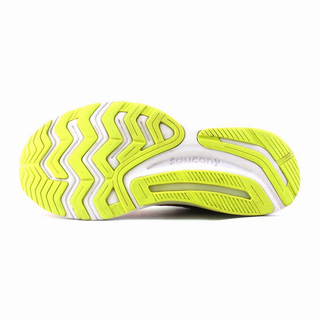 SAUCONY GUIDE 14 Saucony casual footwear looks
