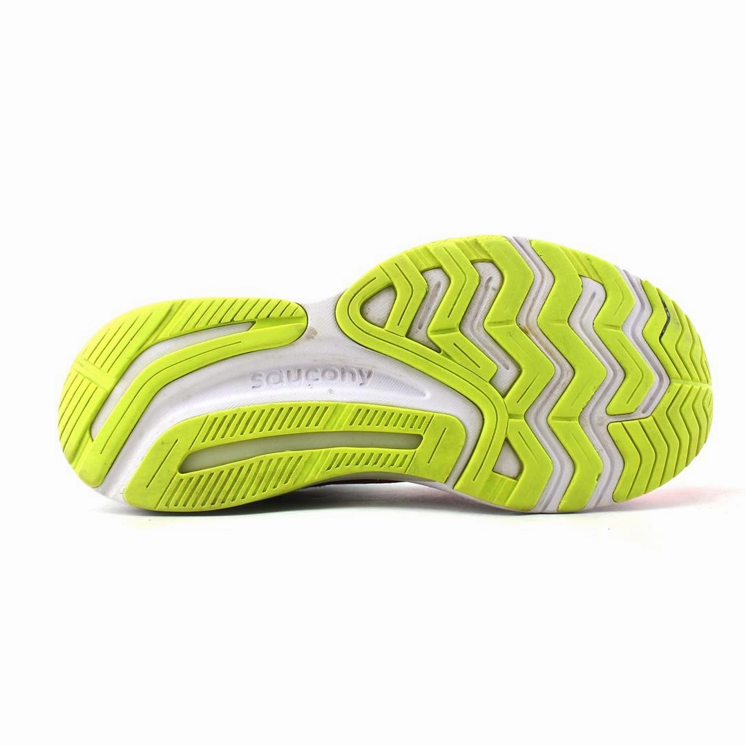 SAUCONY GUIDE 14 Saucony casual footwear looks