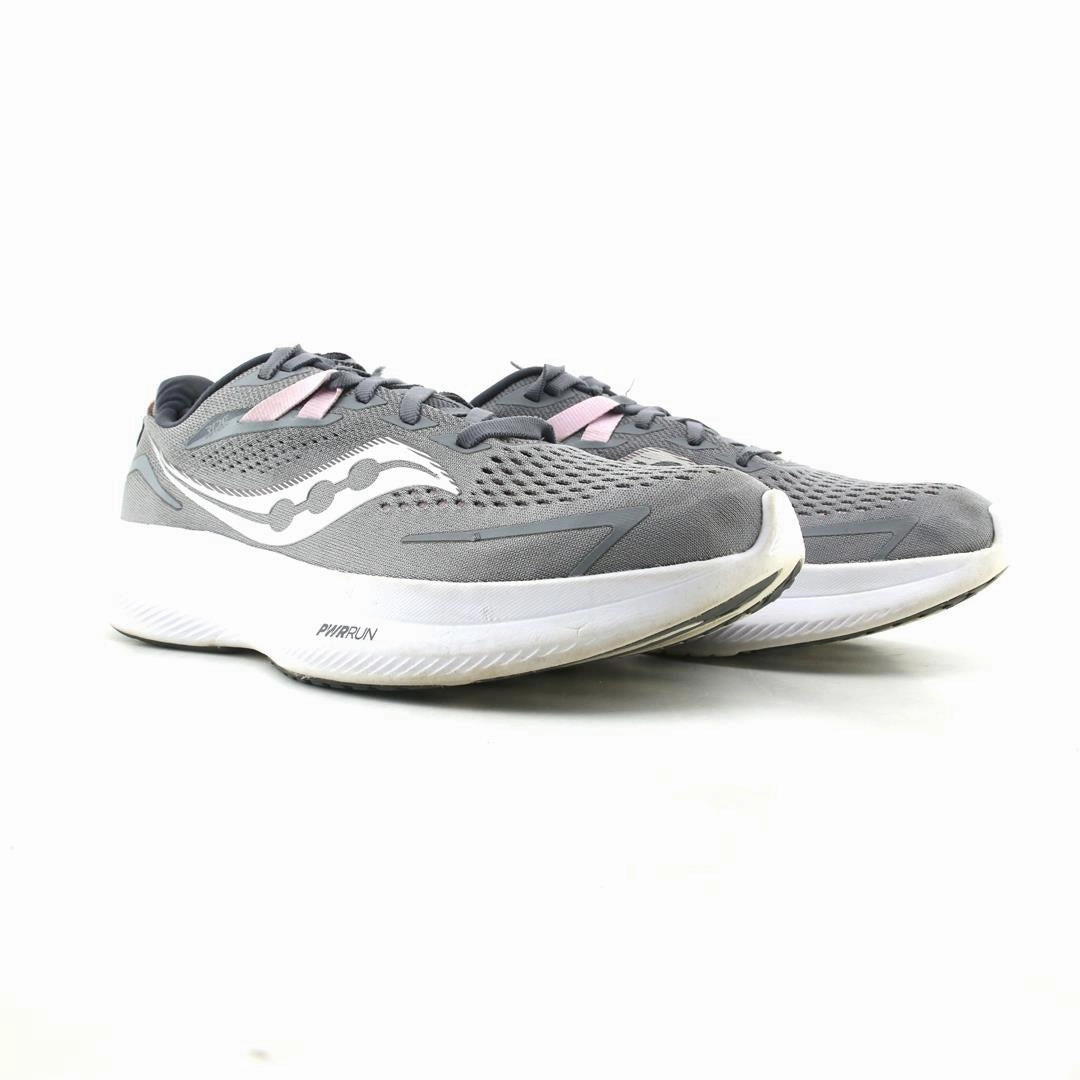 SAUCONY GUIDE 15 Saucony casual footwear looks