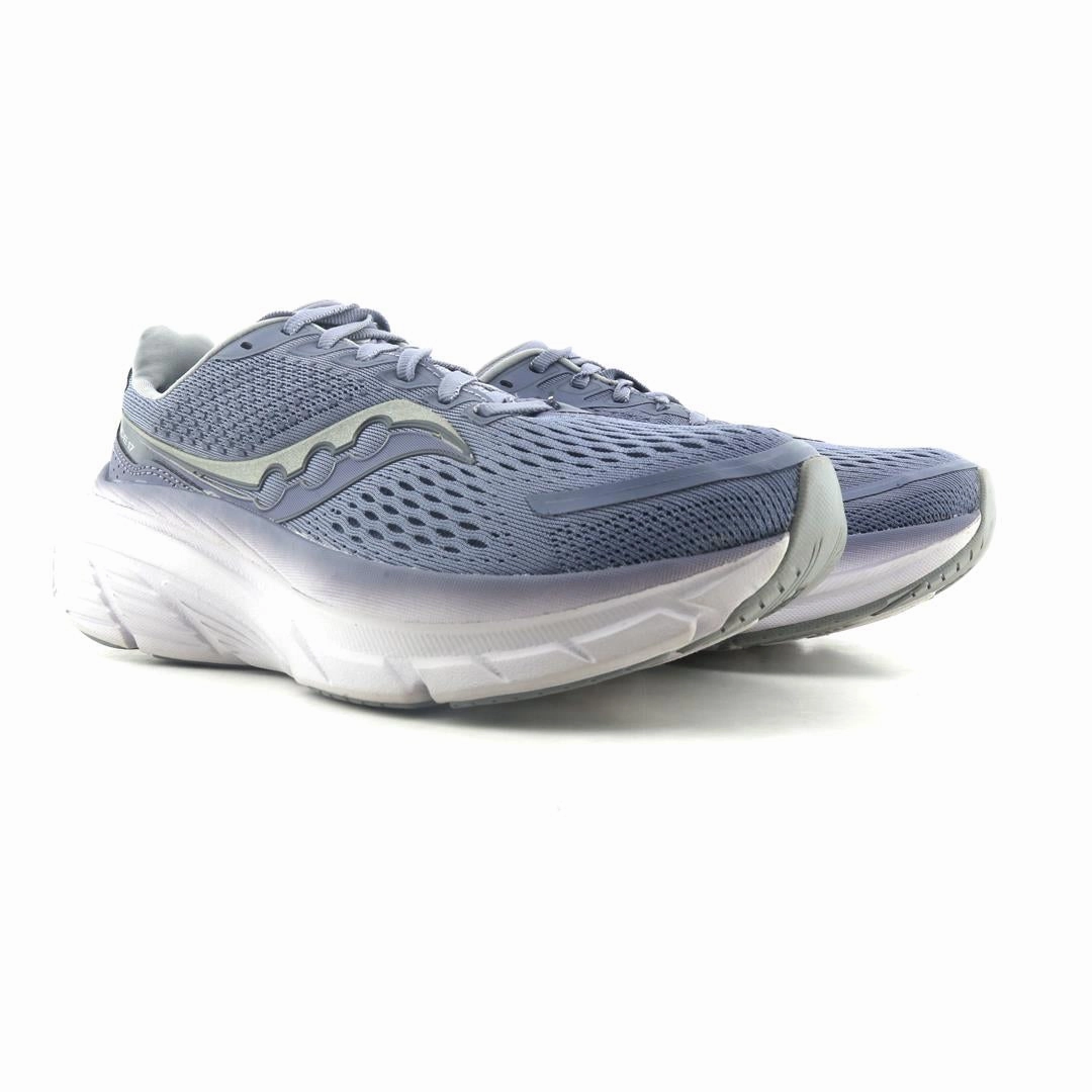 SAUCONY GUIDE 17 Saucony running shoe close-ups
