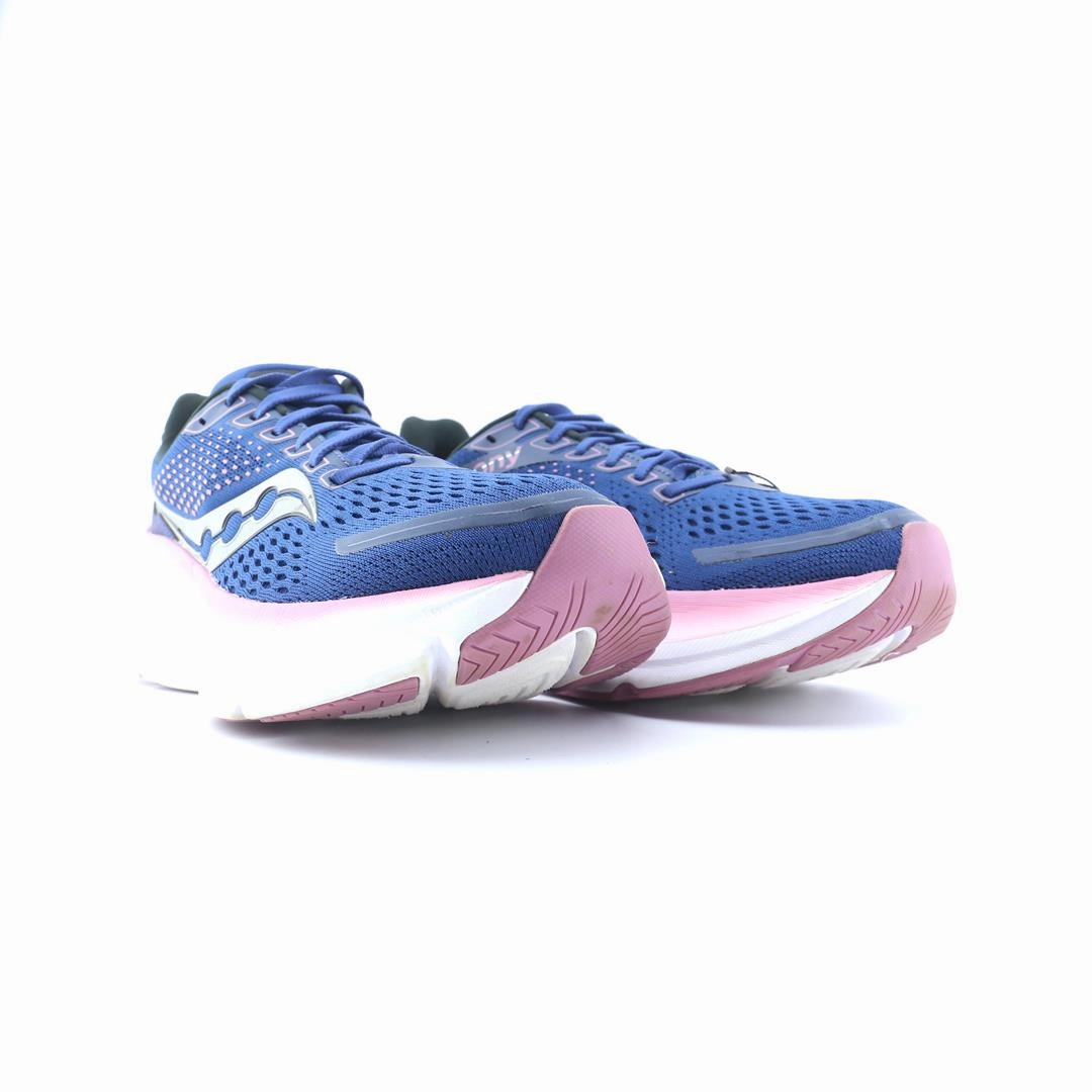 SAUCONY GUIDE 17 Saucony sport shoe imagery