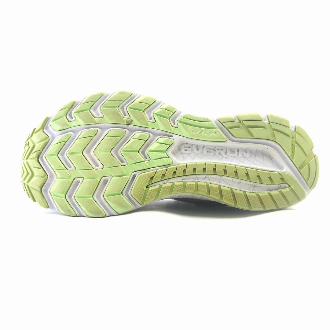 SAUCONY GUIDE ISO Saucony casual footwear looks