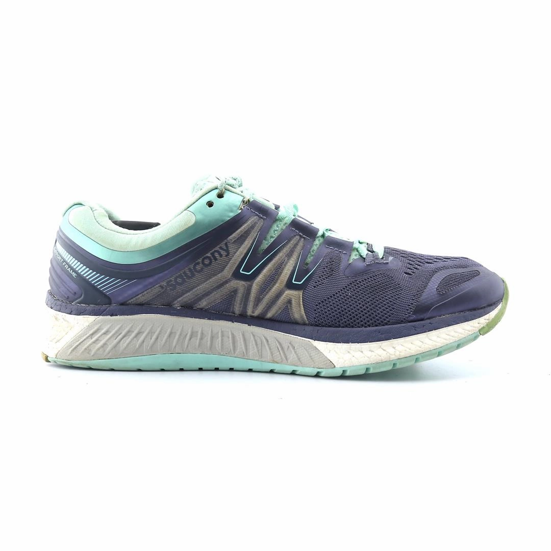 SAUCONY HURRICANE ISO 4 Saucony casual footwear looks