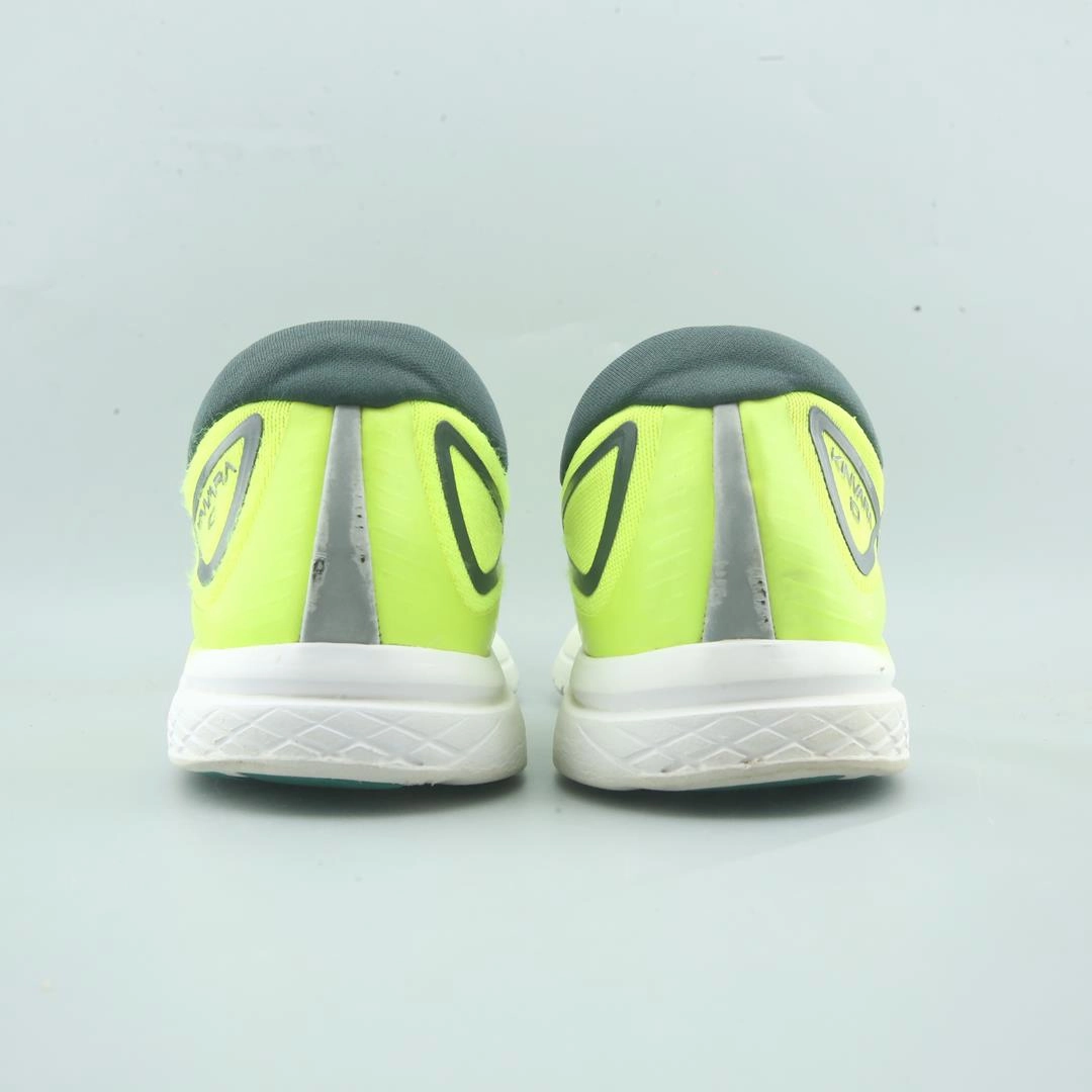 SAUCONY KINVARA 10 Saucony sport shoe imagery