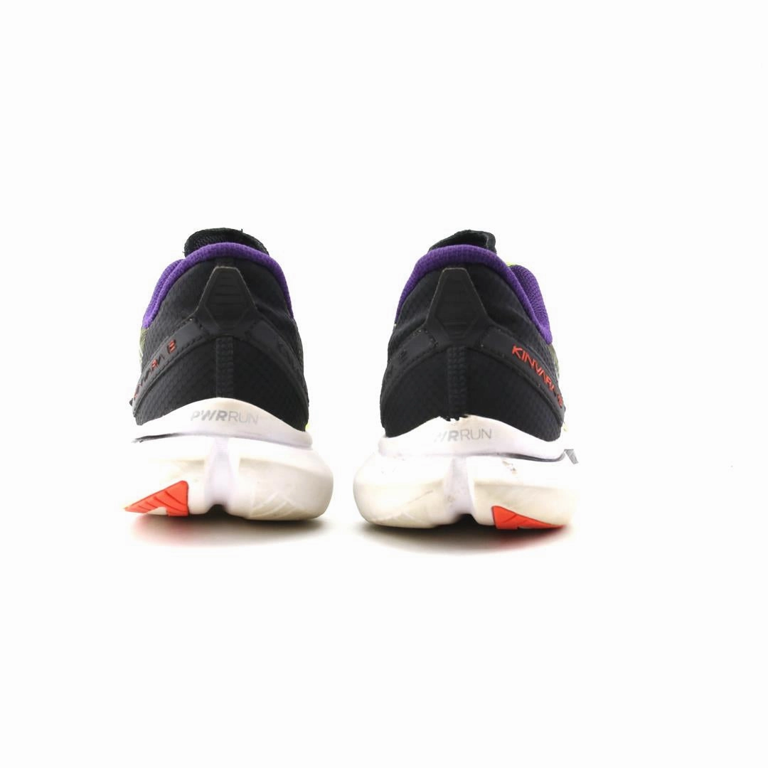 SAUCONY KINVARA 12 Saucony casual footwear looks
