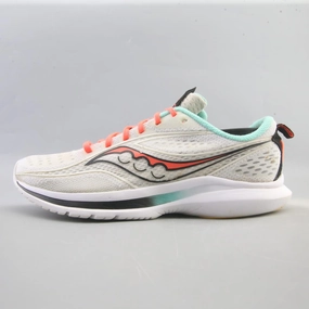 SAUCONY KINVARA 13 Saucony classic running sneaker designs