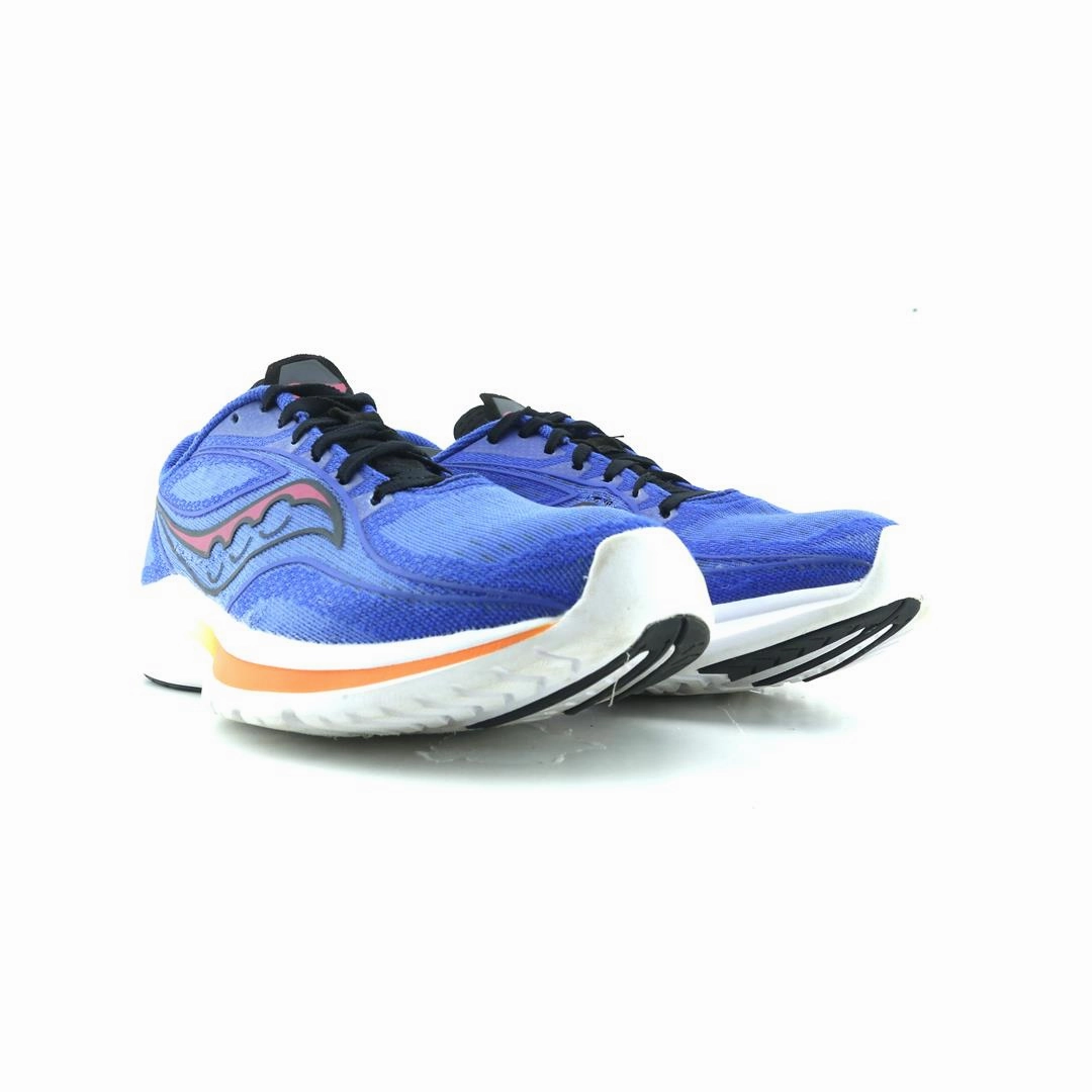 SAUCONY KINVARA 13 Saucony running shoe close-ups