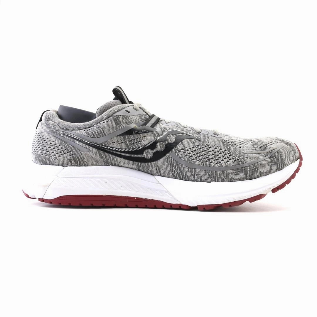 SAUCONY OMNI 21 Saucony casual footwear looks
