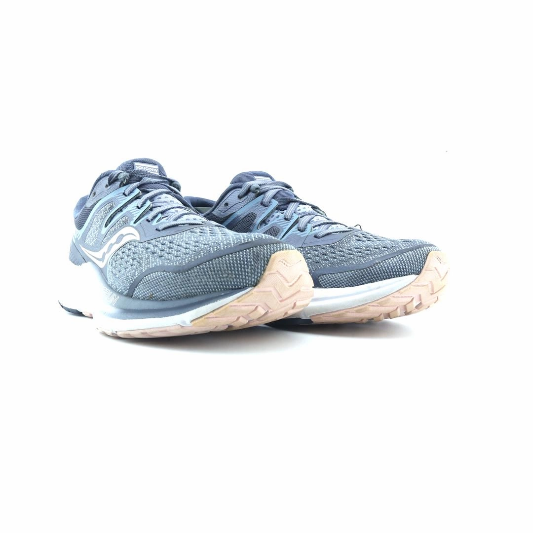 SAUCONY OMNI ISO 2 Saucony running shoe close-ups