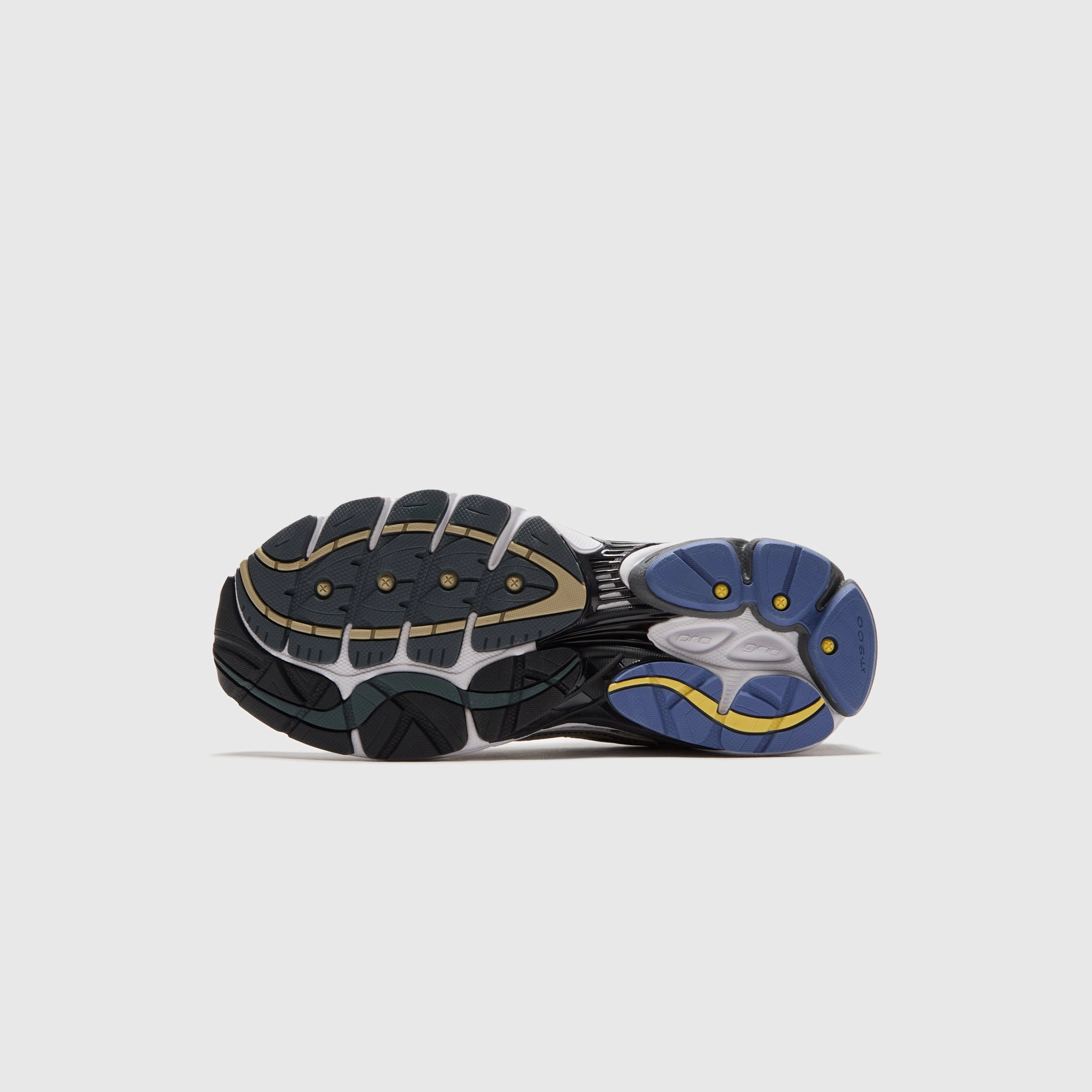 Saucony Progrid Omni 9 - White / Gold Saucony Lightweight Shoes