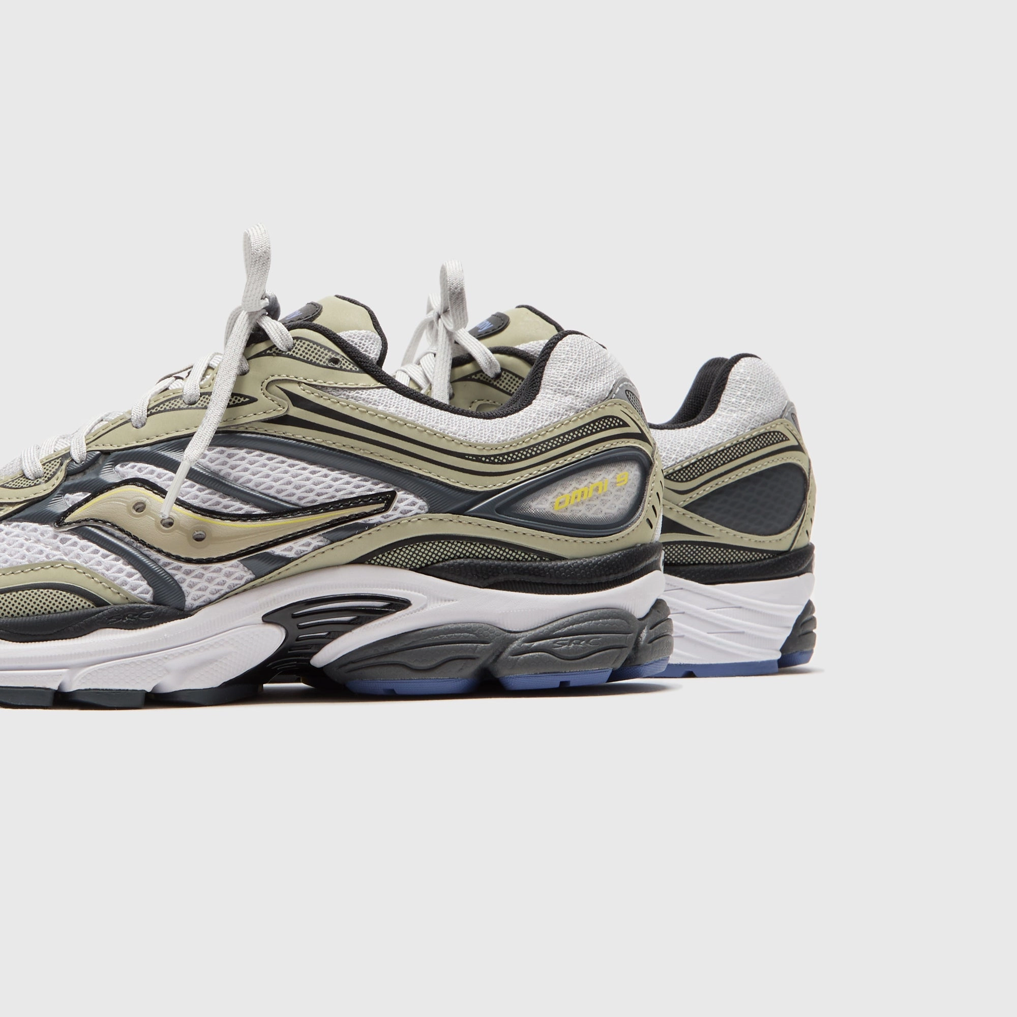 Saucony Progrid Omni 9 - White / Gold Saucony Lightweight Shoes
