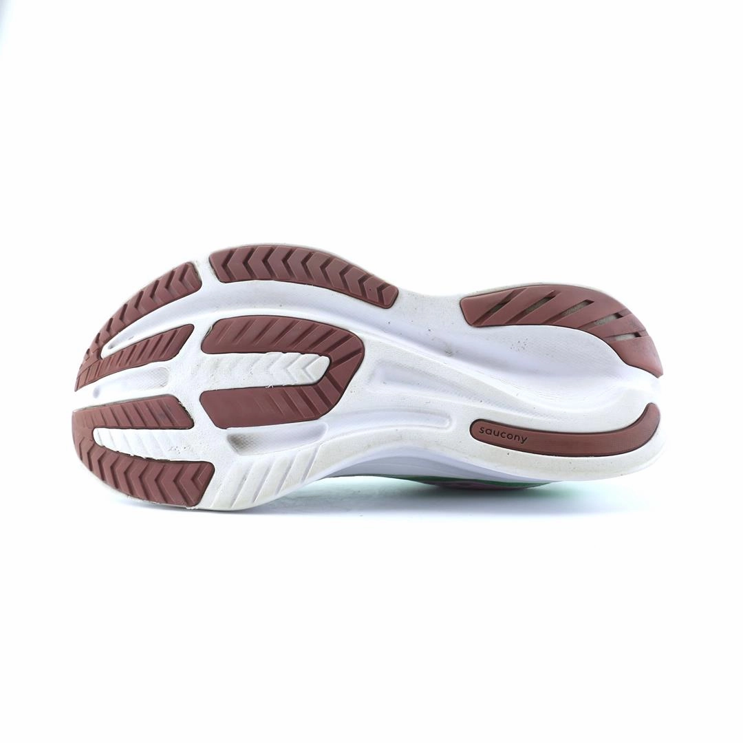 SAUCONY RIDE 16 Saucony running shoe close-ups