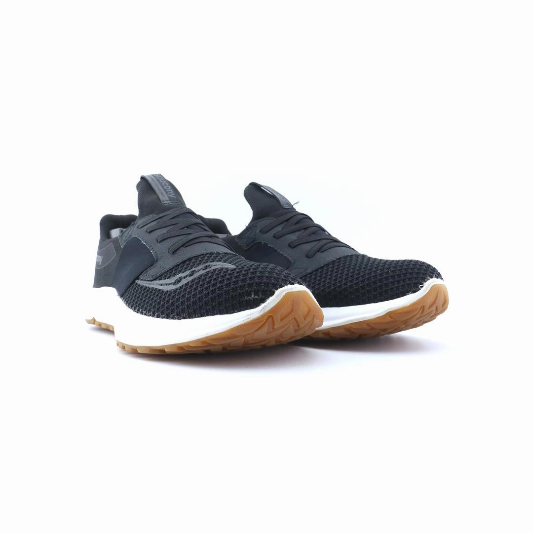 SAUCONY STRETCH & GO BREEZE LOW Saucony sport shoe imagery
