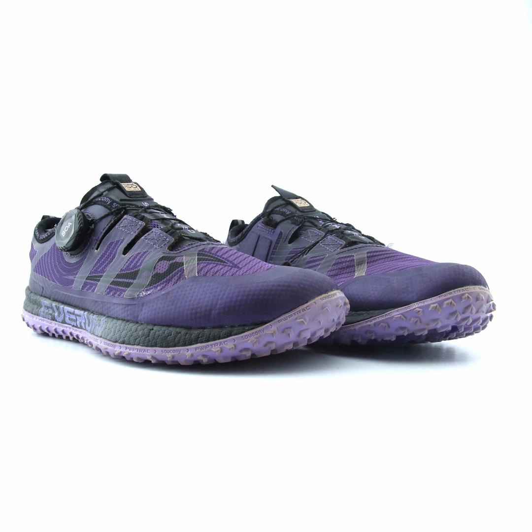 SAUCONY SWITCHBACK ISO Saucony running shoe close-ups