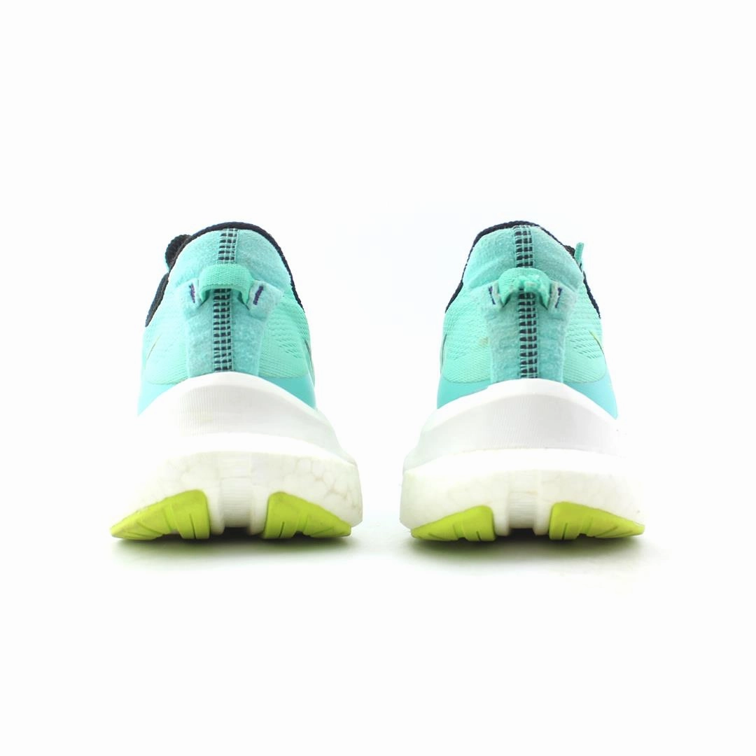 SAUCONY TEMPUS Saucony casual footwear looks