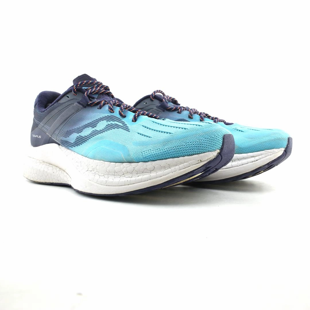 SAUCONY TEMPUS Saucony running shoe close-ups