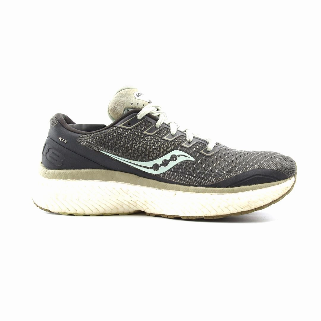 SAUCONY TRIUMPH 18 Saucony running shoe close-ups