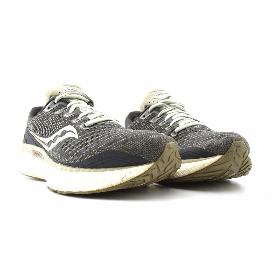 SAUCONY TRIUMPH 18 Saucony running shoe close-ups